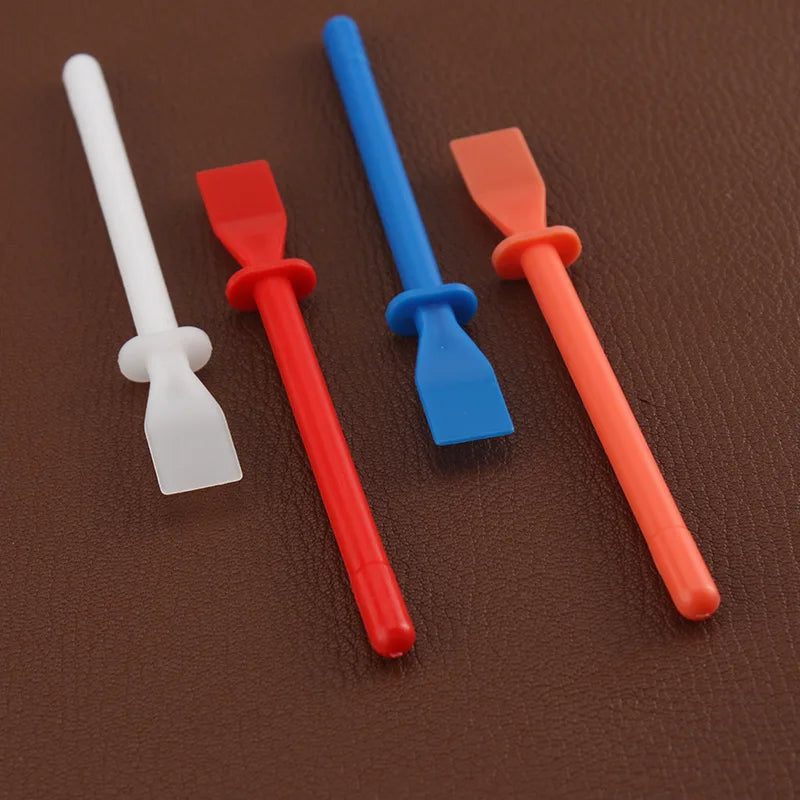 YOMDID 2PCS Leather Gluing Tool DIY Handcraft Glue Application Tools For Leather PP Practical ferramentas manuais Random Color