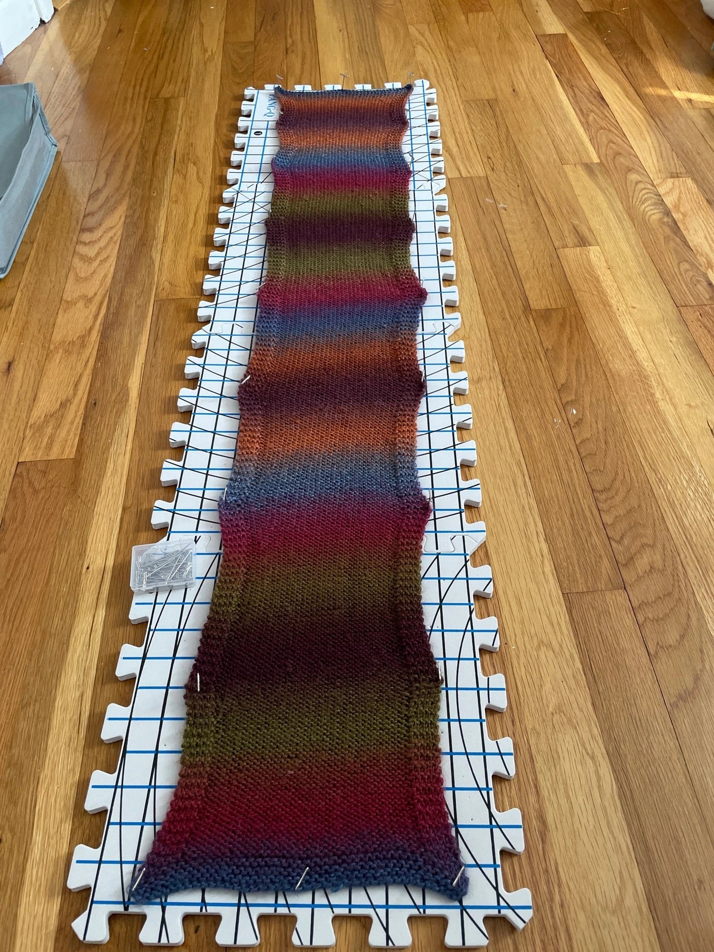 Blocking Mats for Wet and Steam Knitting Pack of 9, 50 T Pins Accessory Sewing Board Tools